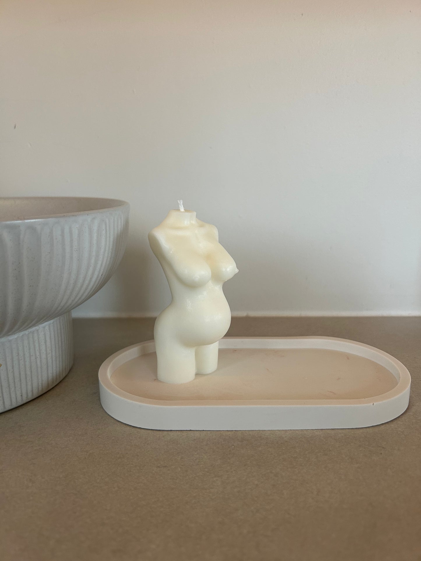 Oval tray